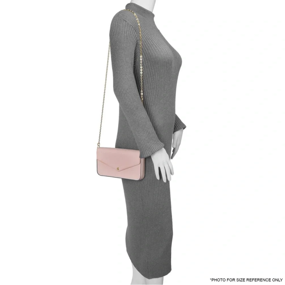 Louis Vuitton Pochette Felicie 
in Patent Vernis Leather - Picture 10 of 10